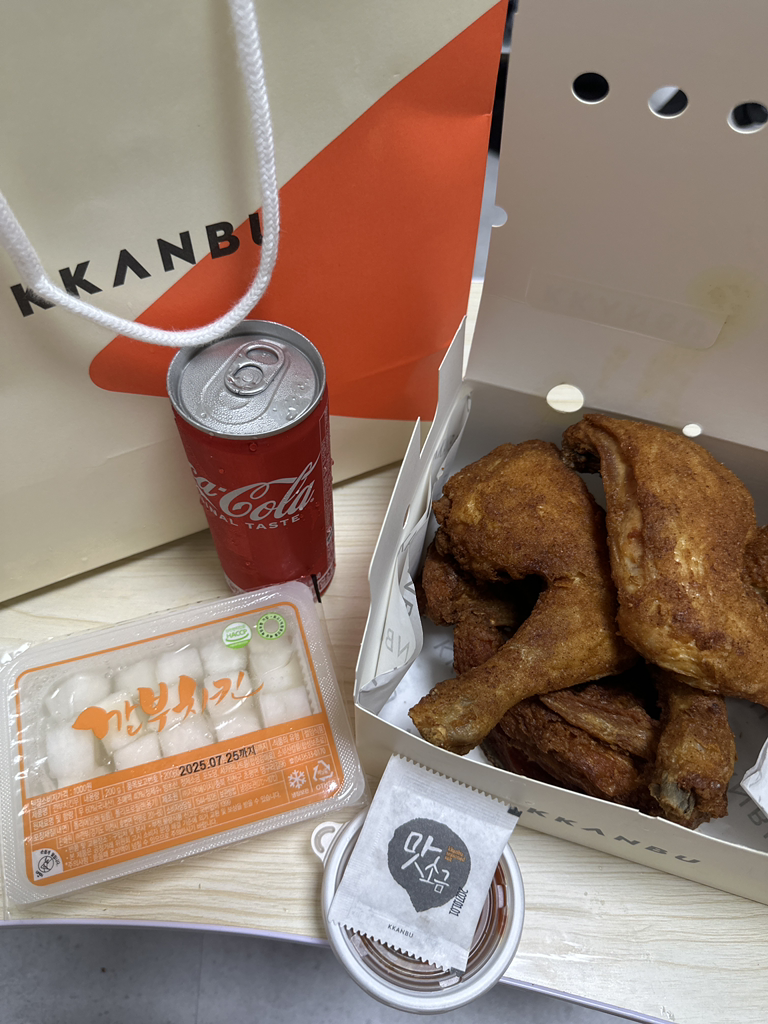 깐부치킨 수원신동까페거리점 사진 2