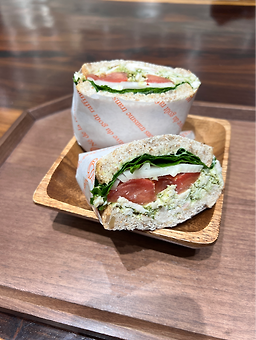 살라아띠 대표 사진