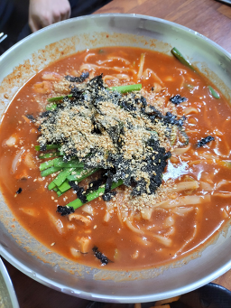 Dungine kalguksu (둥이네 칼국수) 3