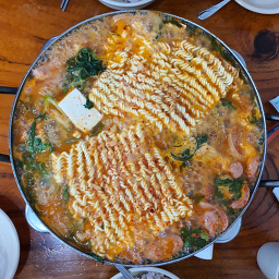 Sinjinbudaejjigae (신진부대찌개) 2