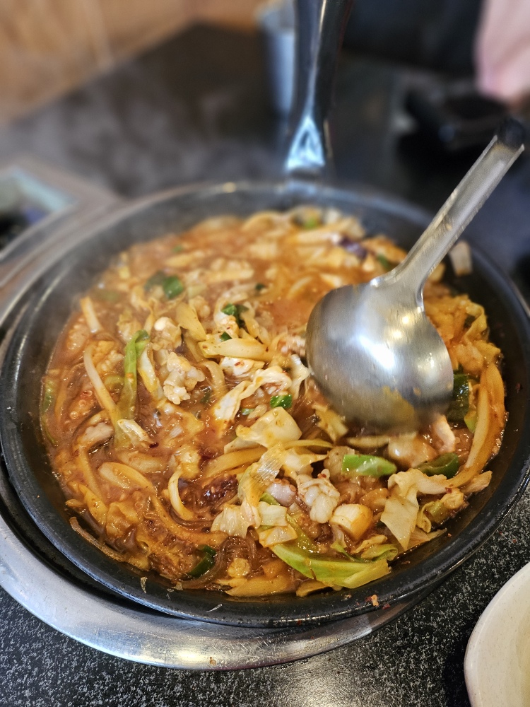 Oryukdonakji (오륙도낙지) 1