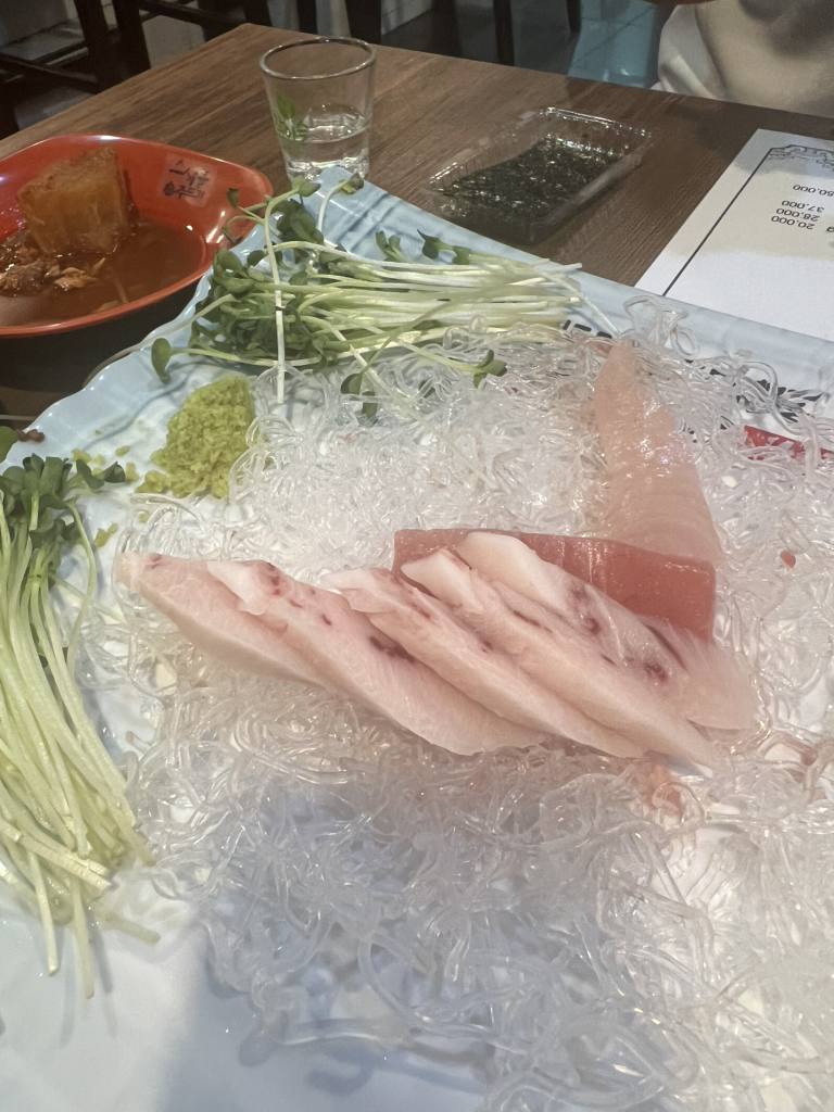 Yuyeonchamchi (유연참치) 2