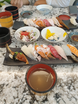 Hyeonchobap (현초밥) 1