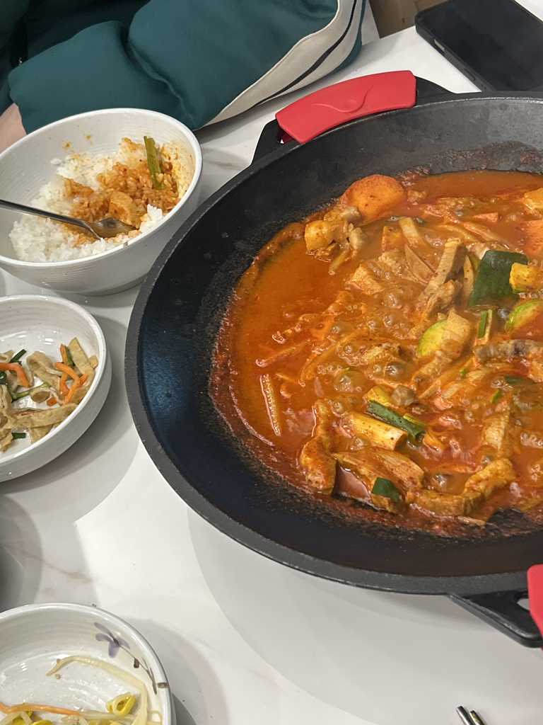 명동찌개마을 방이점 대표 사진