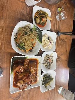 Motungisikdang (모퉁이식당) 2