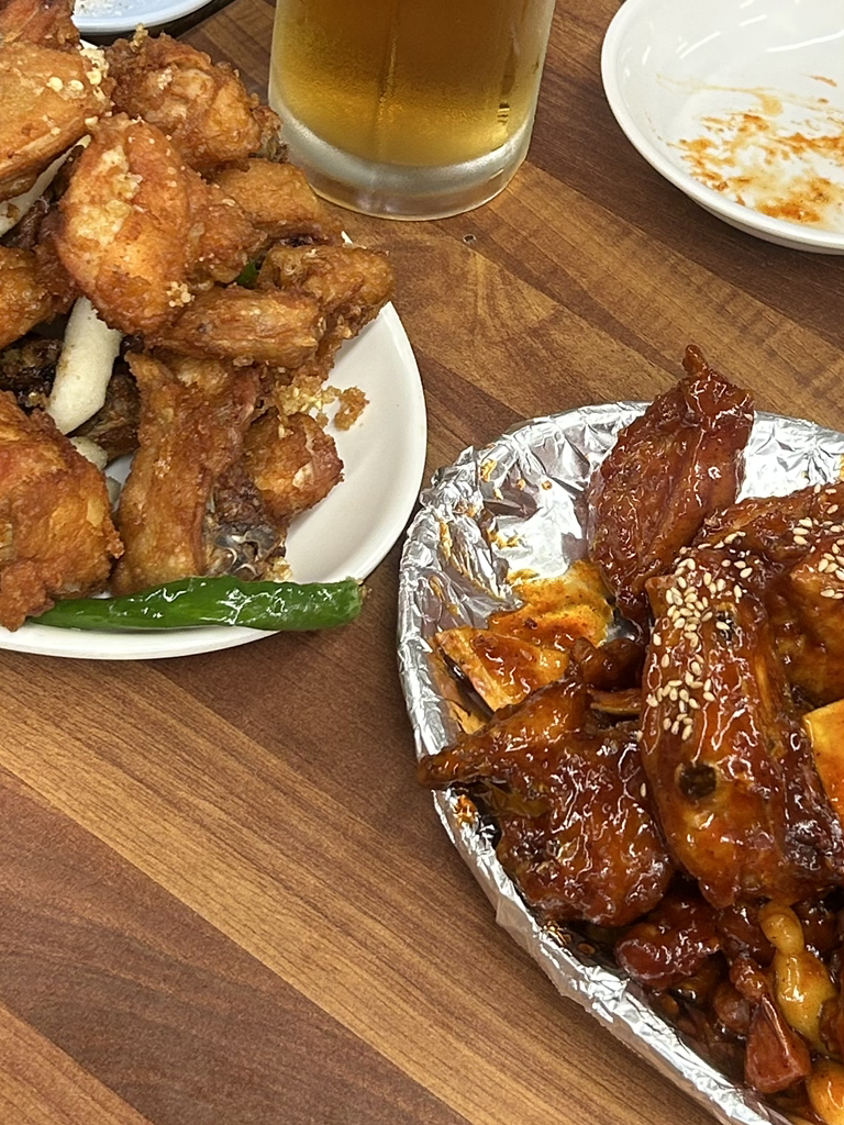Donggyeongtongdak (동경통닭) 2