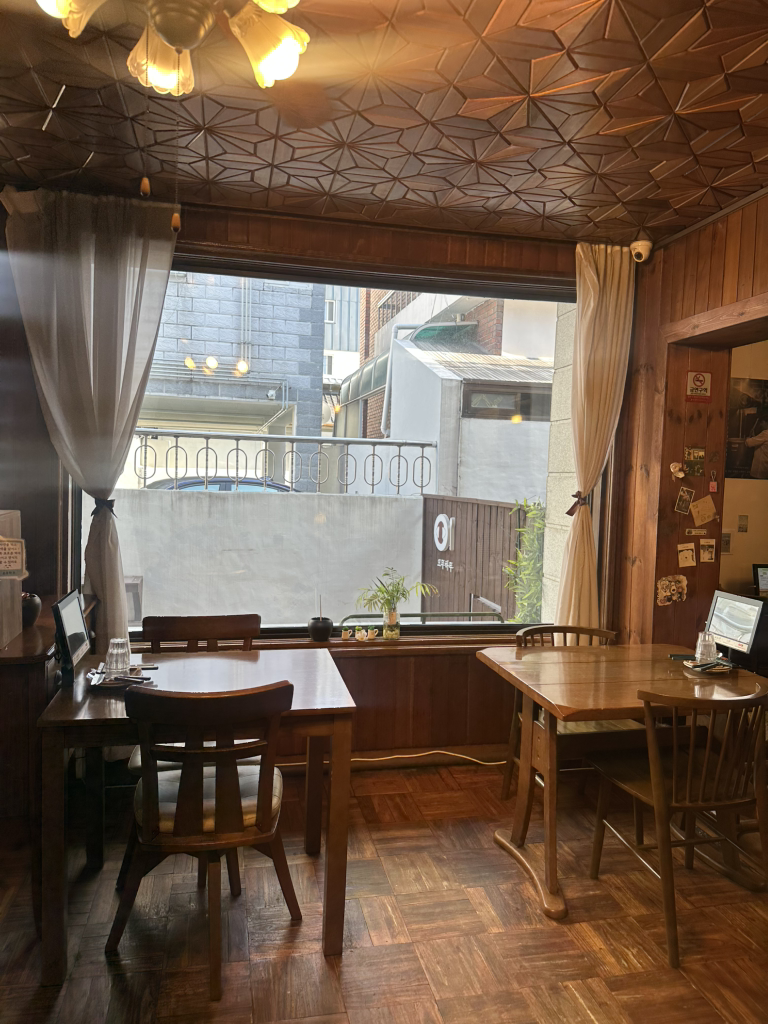 Omuhamu apsanjeom (오무하무 앞산점) 3