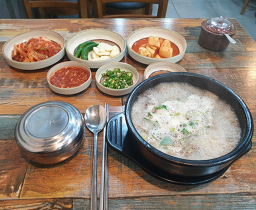 한모네순대국 3