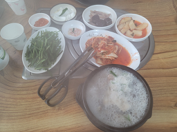 Gamasottojongsundaeguk (가마솥토종순대국) 1