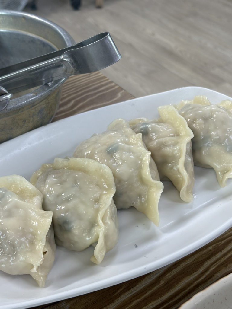 Hongdukkaekalguksu (홍두깨칼국수) 3