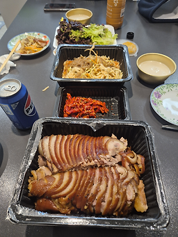 Manjok369jokbal (만족369족발) 1