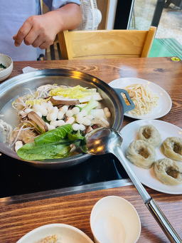 Jeongwonkalguksu 6