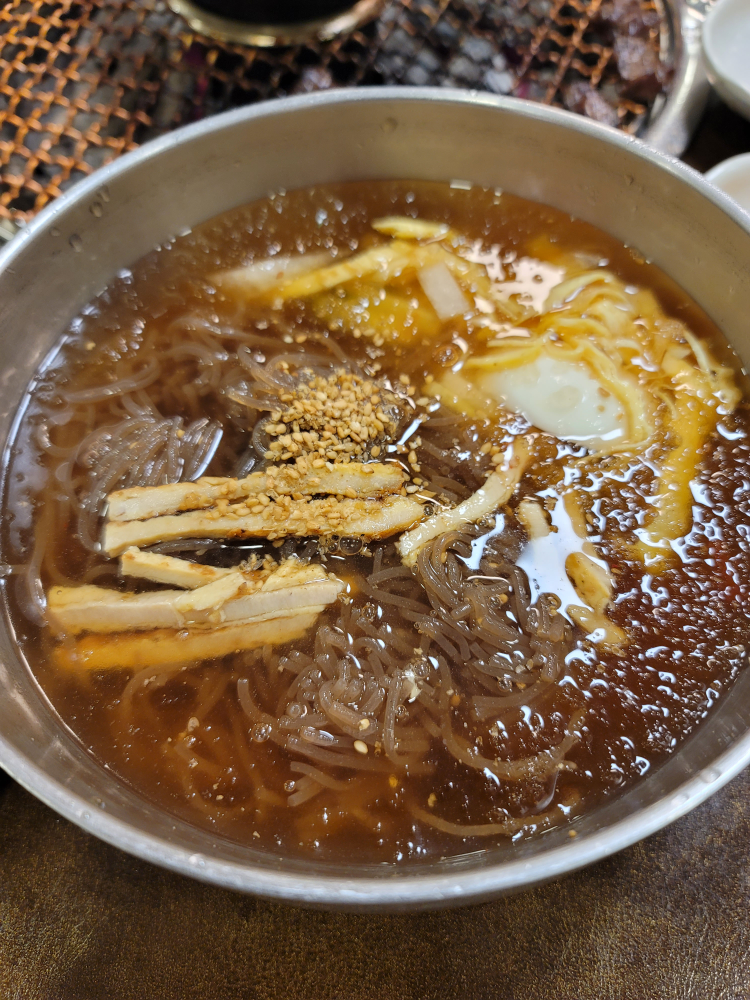 Hongjewon (홍제원) 1
