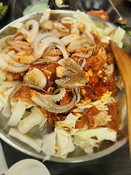 Chuncheondakgalbi (춘천닭갈비) 3