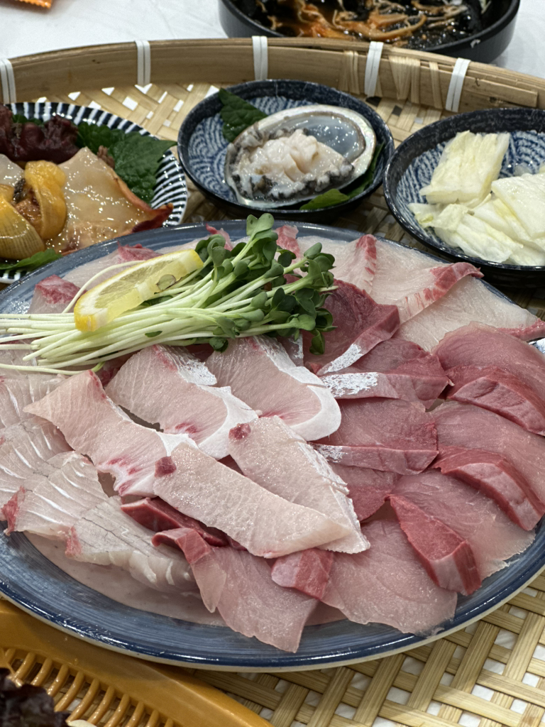 로하수산 1