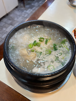 Gogungsamgyetang (고궁삼계탕) 3