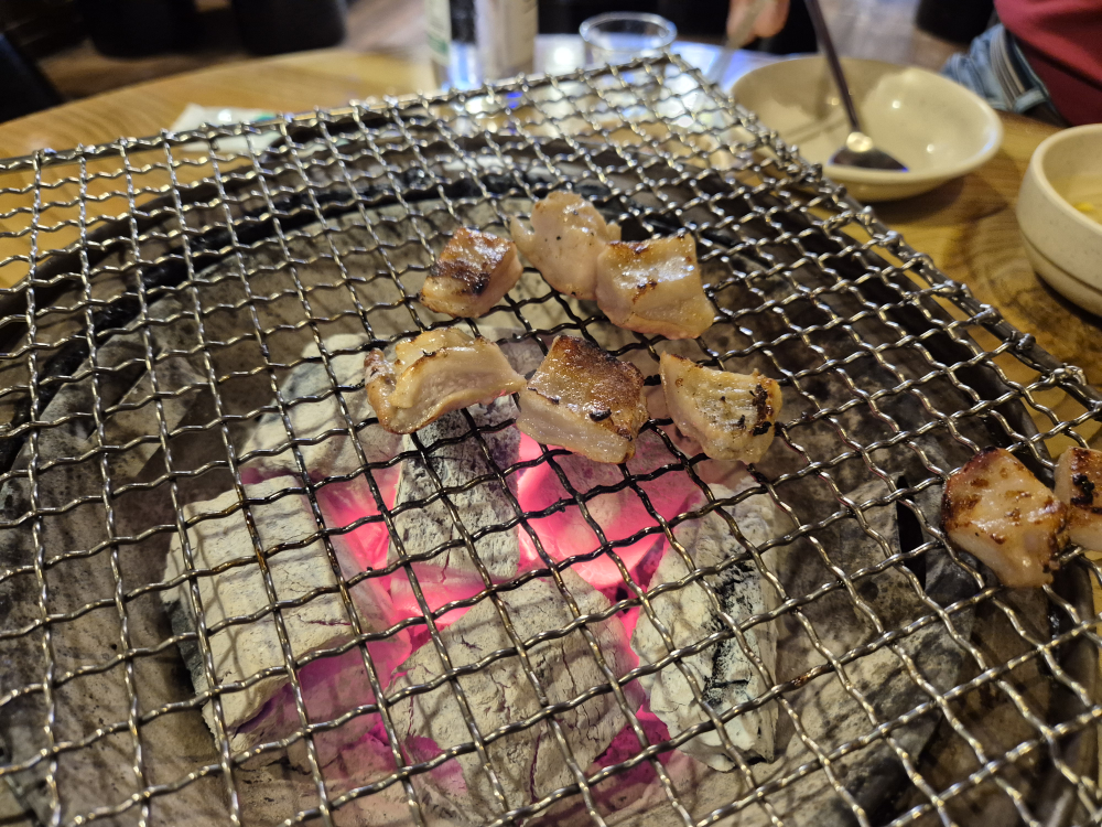 Ttaengchokkomjangeo (땡초꼼장어) 1