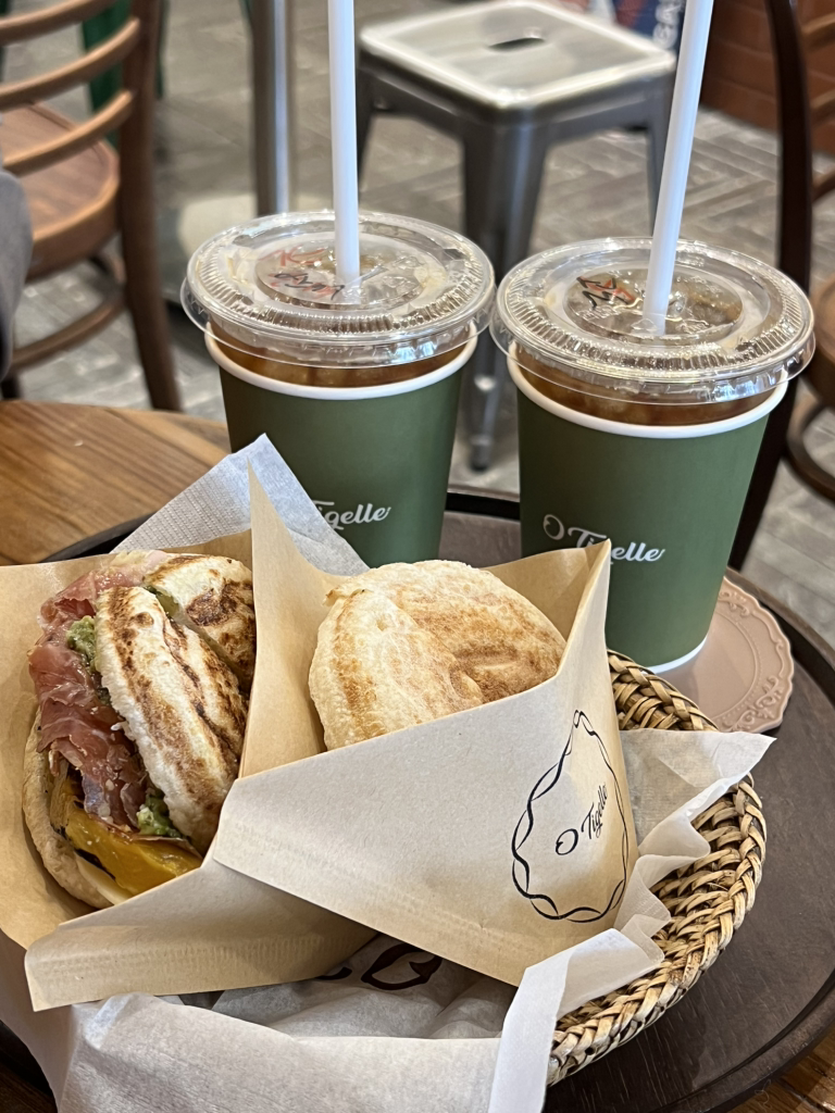오띠젤리 대표 사진