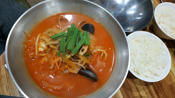 Keunsonjjamppong (큰손짬뽕) 1