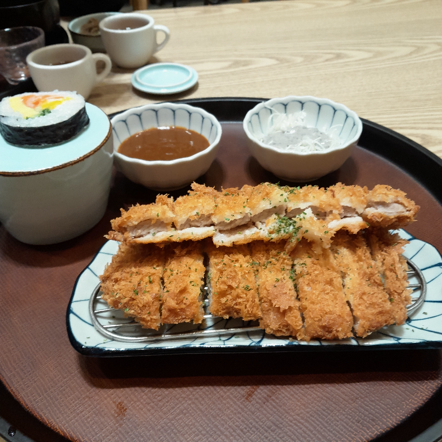 Sangmuchobapbongseonjeom (상무초밥봉선점) 1