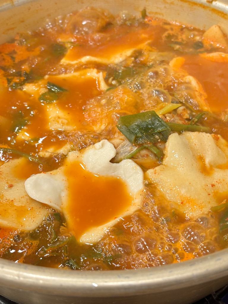 Ilguchilgumaeuntang (일구칠구매운탕) 1