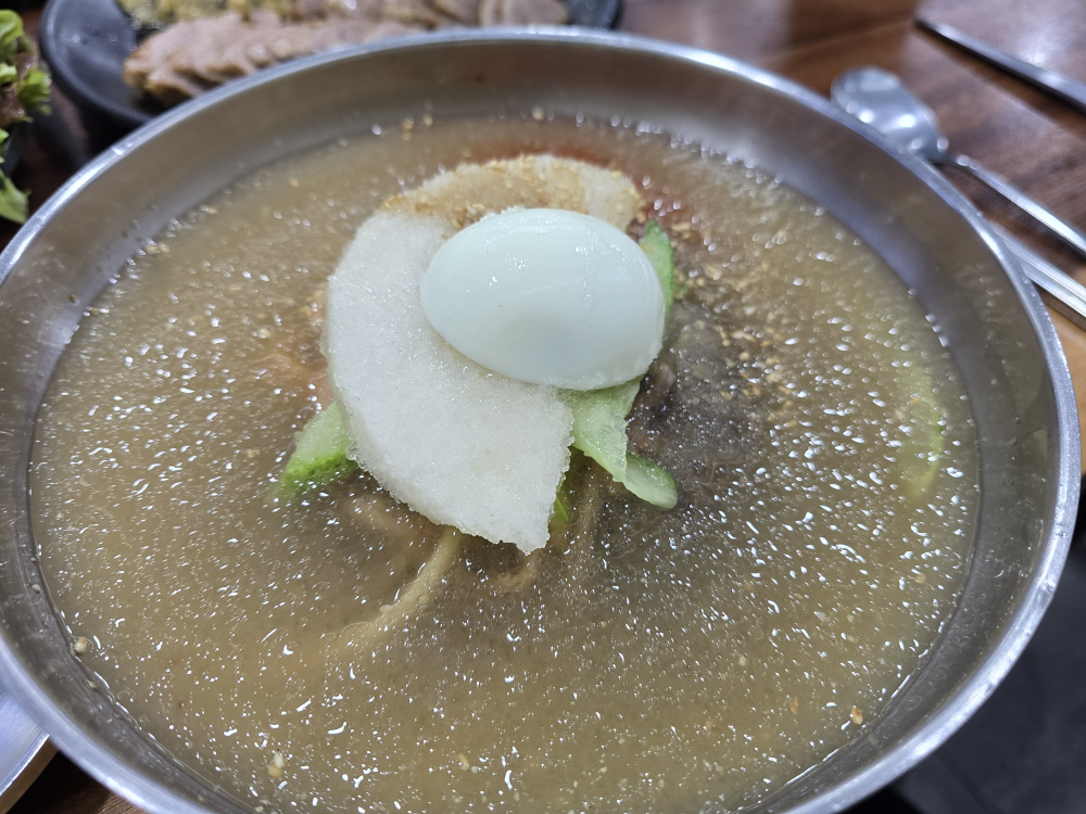 장수마늘보쌈 1