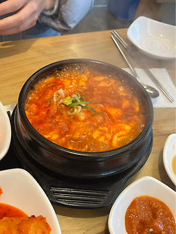 콩뼈숯뼈감자탕 북창동점 대표 사진