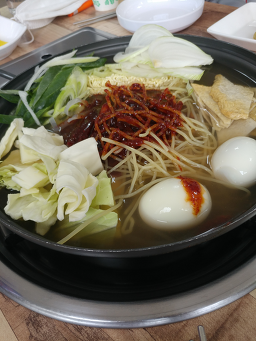 Sindangdongjeukseoktteokboki (신당동즉석떡볶이) 2