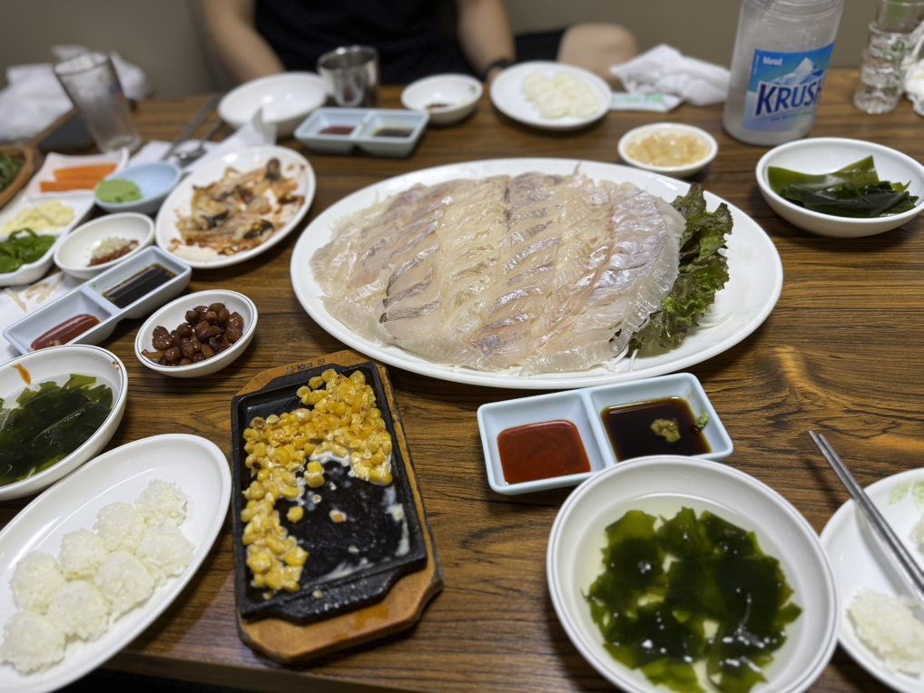 Taepyeongyangsusan (태평양수산) 1