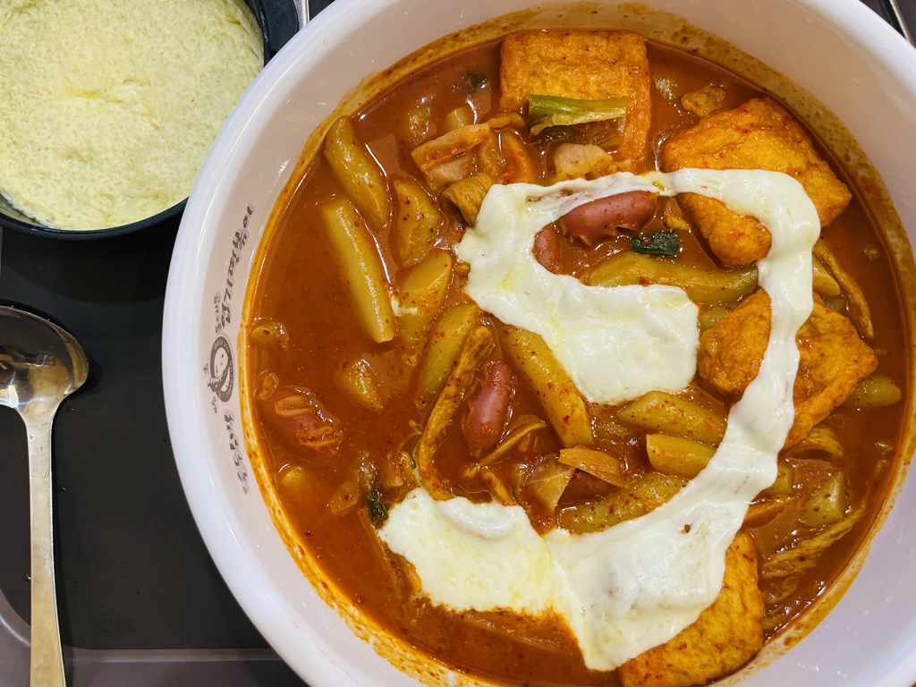 동대문엽기떡볶이 본점홀매장 대표 사진