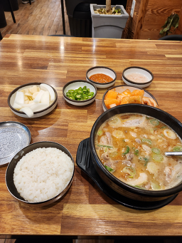 오일장순대국 3