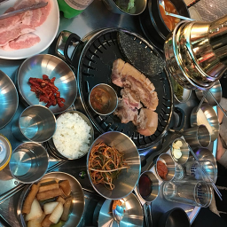 하하&김종국의 401정육식당 홍대본점 사진 2
