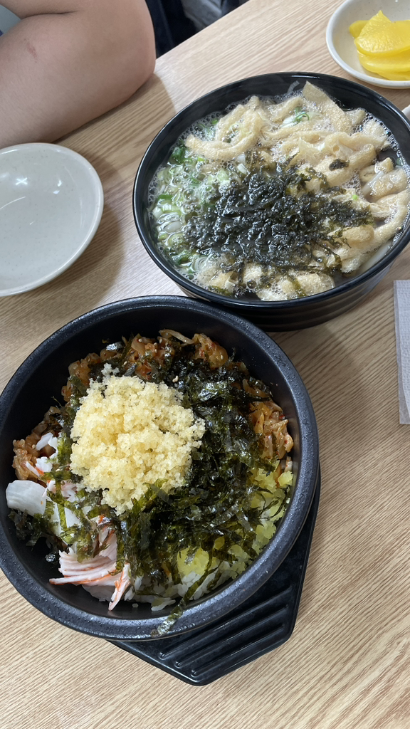 Memilguksuwaudong (메밀국수와우동) 2