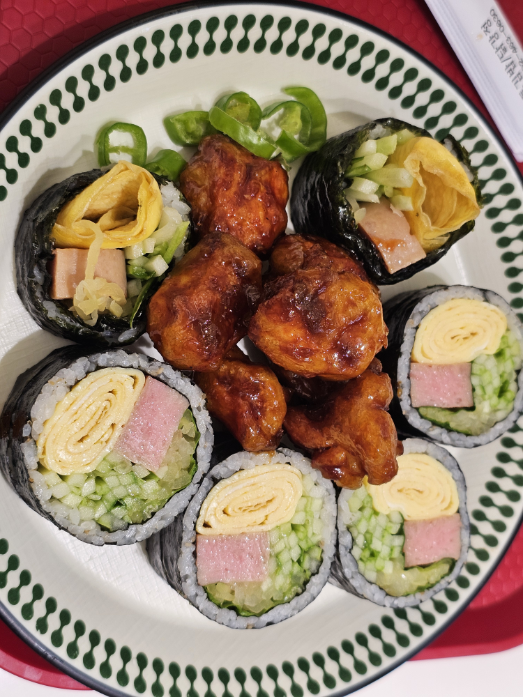 Otogimbap (오토김밥) 3