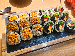 Baemalkalguksugimbap 4