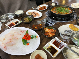 나그네쉼터 어시장수산식당 사진 8
