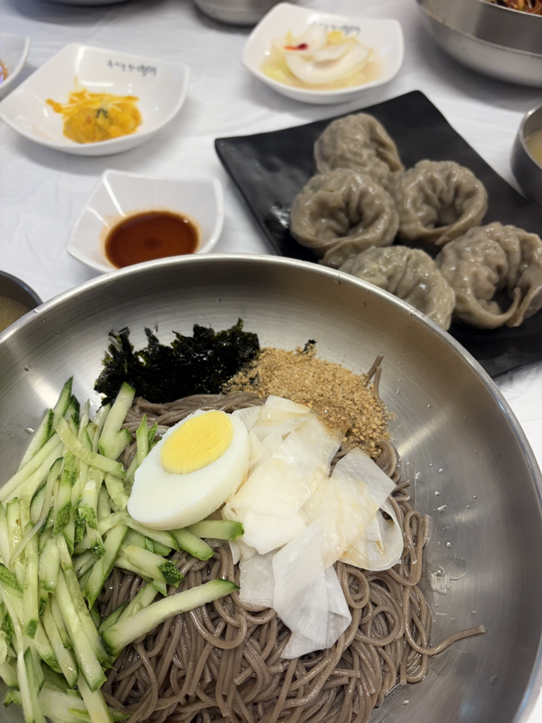 Heukmaneulhwanggimyeongtae (흑마늘황기명태) 2