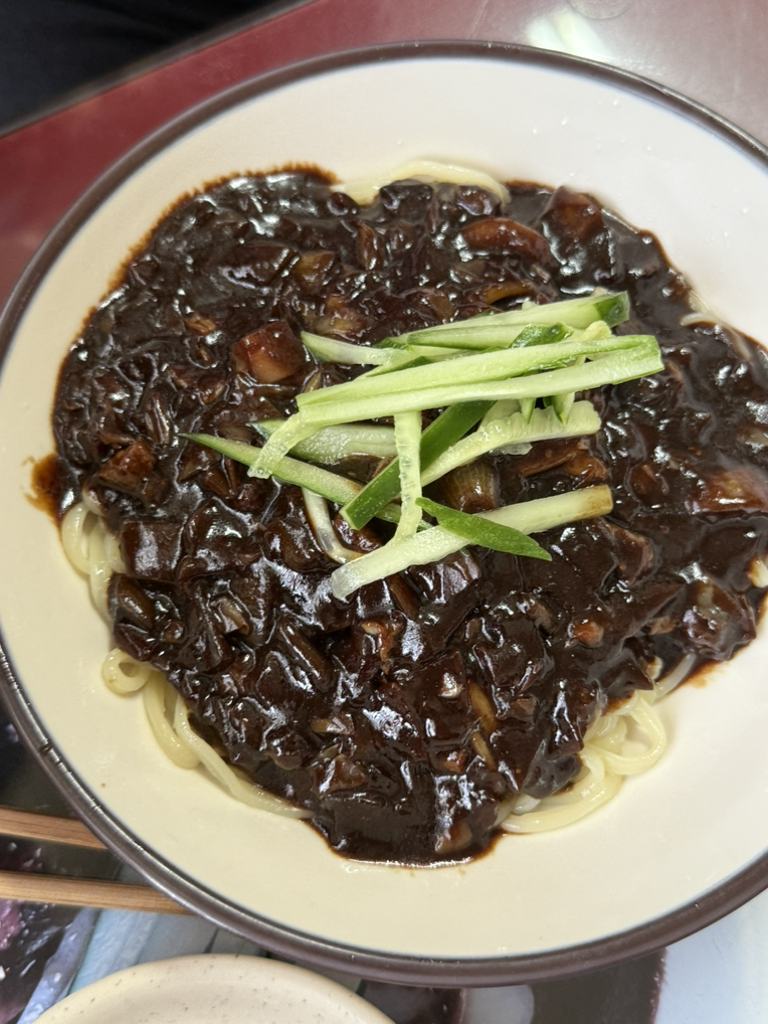 홍성각 사진