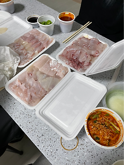 Yehasusan hoetjip (예하수산 횟집) 3