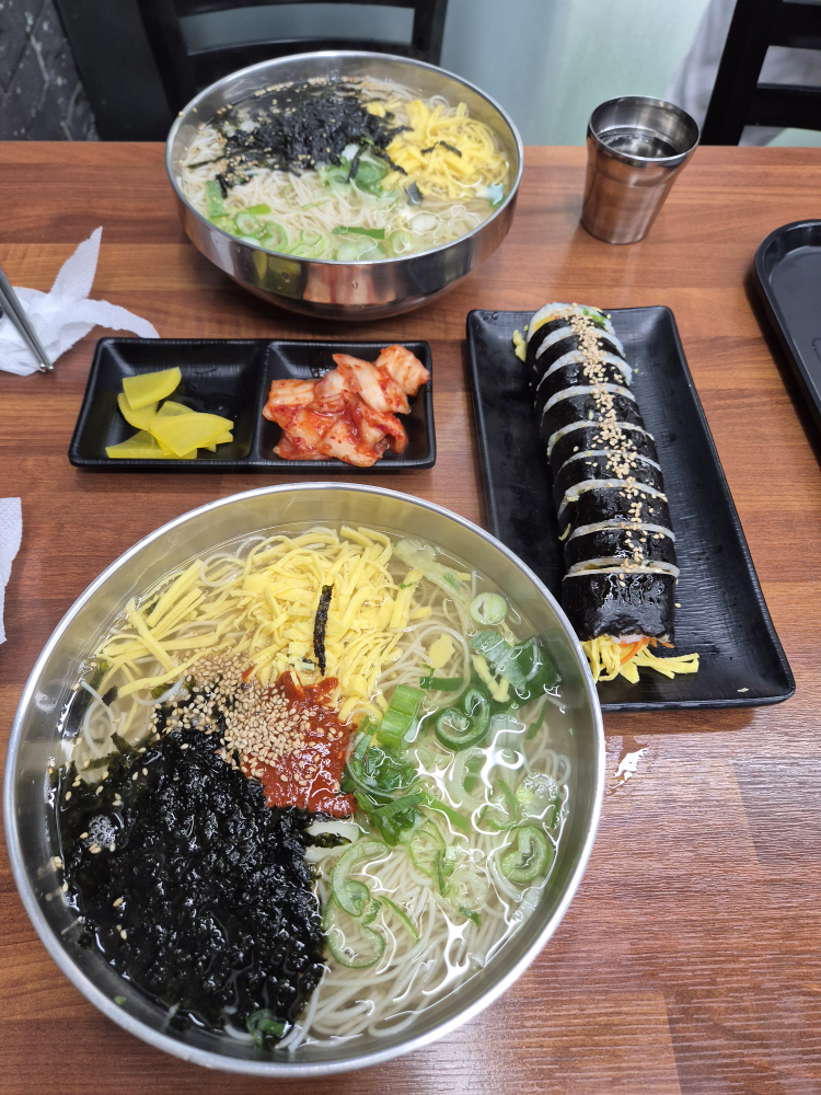 신의한국수 강남논현점 대표 사진