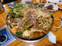 Ilingamjatangucheonjeom (일인감자탕우천점) 1
