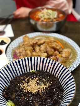 Dongnejjamppong 4