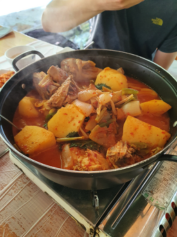 Doldamjipsikdang (돌담집식당) 2