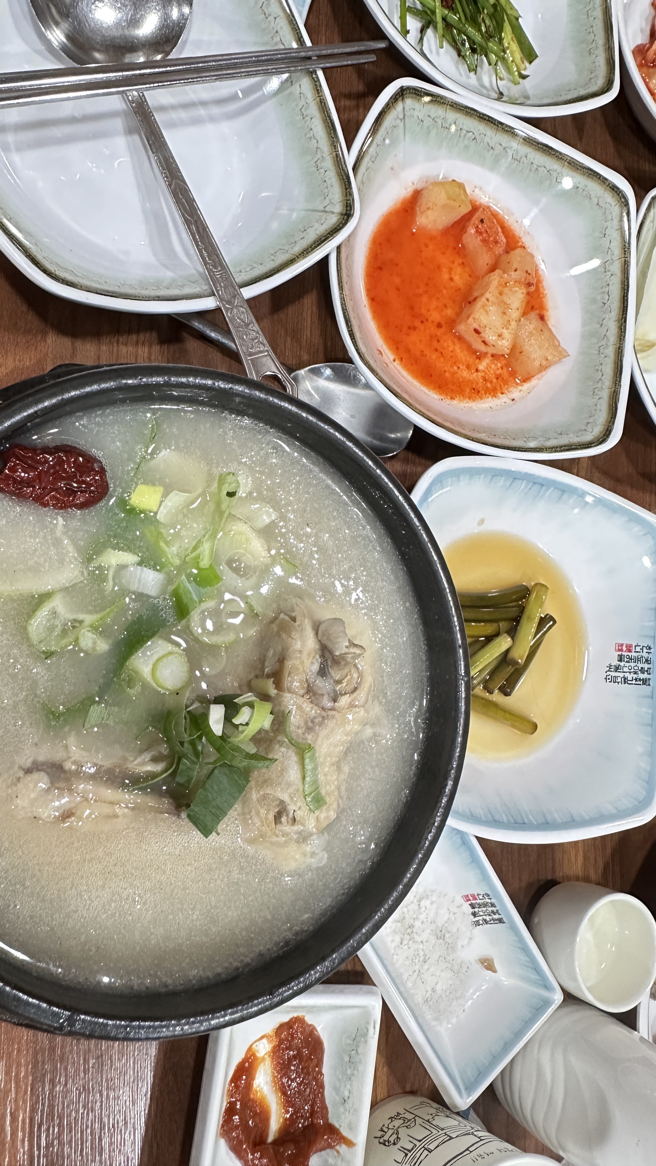 Daegasamgyetang okpojeom (대가삼계탕 옥포점) 2