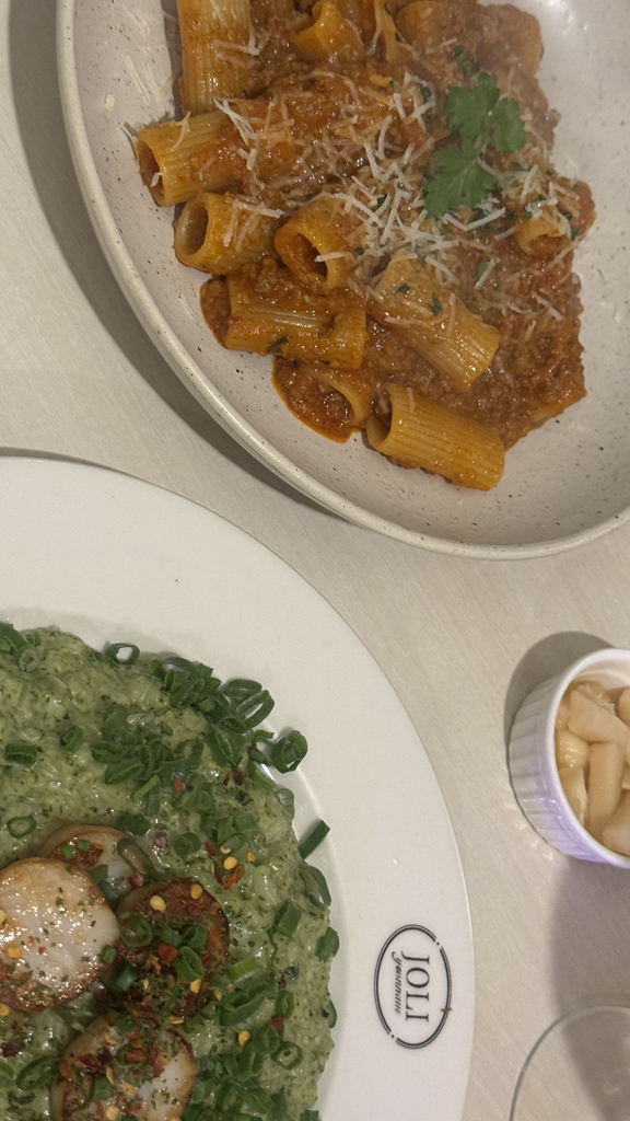 졸리연남 대표 사진