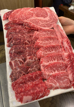 우경한우정육점식당 사진 4
