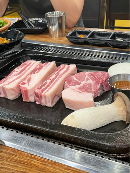 돼지굽는정원 사진 2