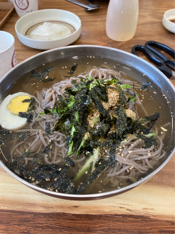 Bongpyeongmemilgoeul (봉평메밀고을) 3