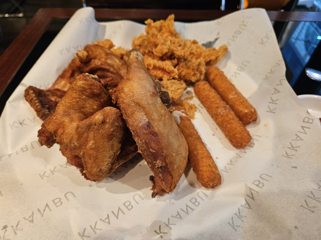 깐부치킨 삼성점 사진 6