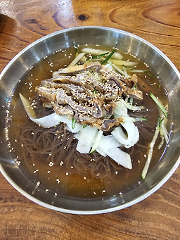 Hwangponaengmyeongoseongjeom (황포냉면고성점) 1